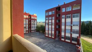 Pis  9  de octubre. Venta piso en canals valencia de 3 habitaciones