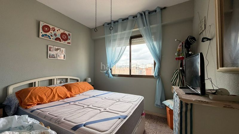 Foto 5b8b4819-57fc-4299-8c3e-9cd0c6180c1a. Piso venta piso en el centro con ascensor en Alberic