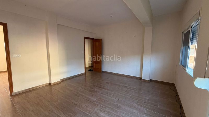 Foto b56cd9ee-f954-4d88-b30a-6284ee7c0ee6. Pis a Alberic