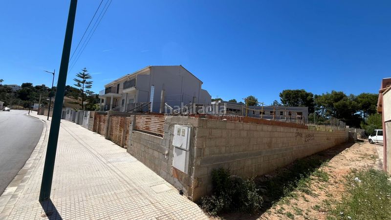 Foto 062084ab-1660-43b0-81ce-dbaf581a3642. Casa adossada a Catadau