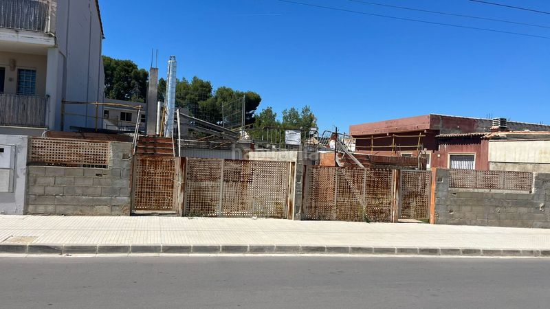 Foto a1a155c8-e789-4409-a29d-aac2feb71af2. Casa adossada a Catadau