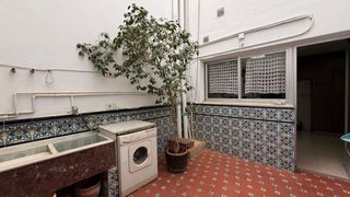 Pis a Alberic. Venta amplio piso en alberic con patio