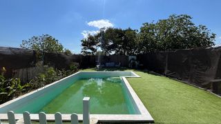 Casa a Carcaixent. Venta casa de 1 dormitorio con piscina y energía solar terreno r