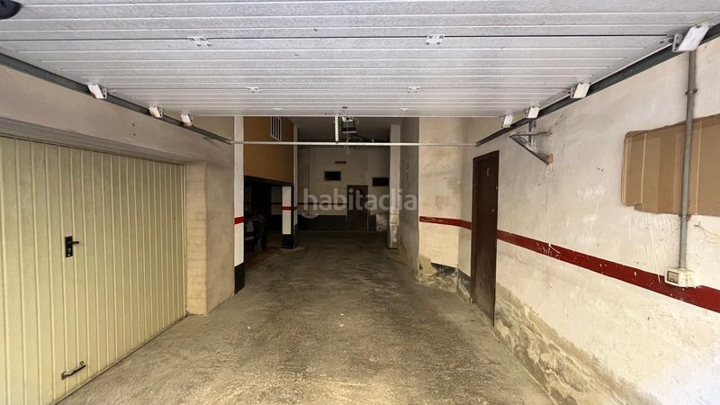 Foto f1e67ecb-b724-4ebe-92fb-7e4e9783c002. Aparcament cotxe a Antella
