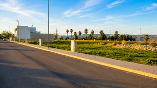 Terreny residencial  Angel vives. Venta parcela urbana en beneixida