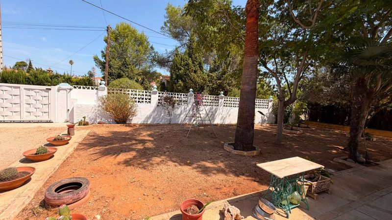 Foto 147f03cd-6dc7-4daf-bb3a-726724380999. Casa venta de chalet el vedat en Alberic