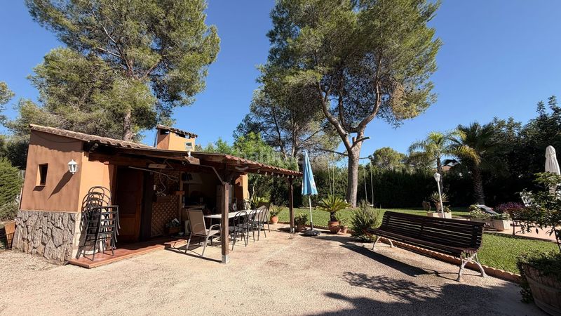 Foto b7172482-98b4-40bb-8044-ebafc1e5ec0b. Chalet avec chauffage piscine dans Alberic