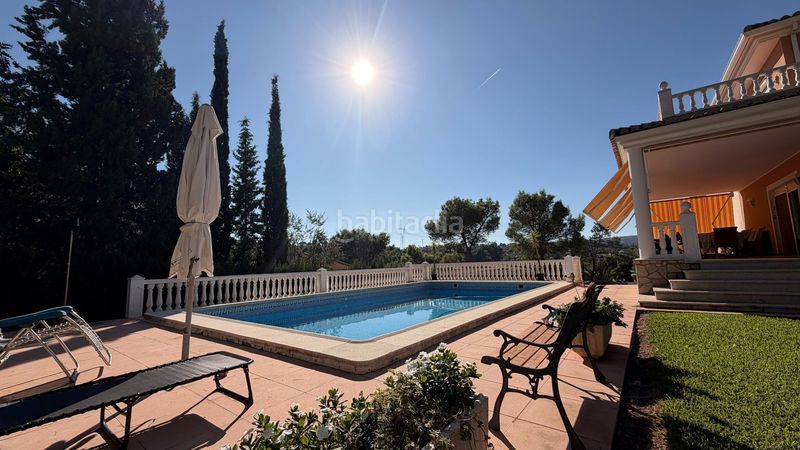 Foto ce7ca372-0dd2-4251-ad2e-7ad87874760b. Chalet avec chauffage piscine dans Alberic