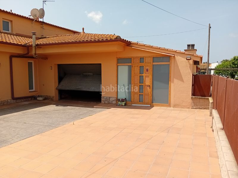 Foto 342c7b0f-fef9-4355-828d-5c4ff37fdb16. Xalet amb xemeneia calefacció aparcament piscina a Sant Gregori