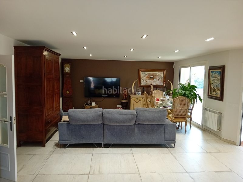 Foto 58f69bf9-2c67-43c0-98f1-0416abe702fb. Xalet amb xemeneia calefacció aparcament piscina a Sant Gregori