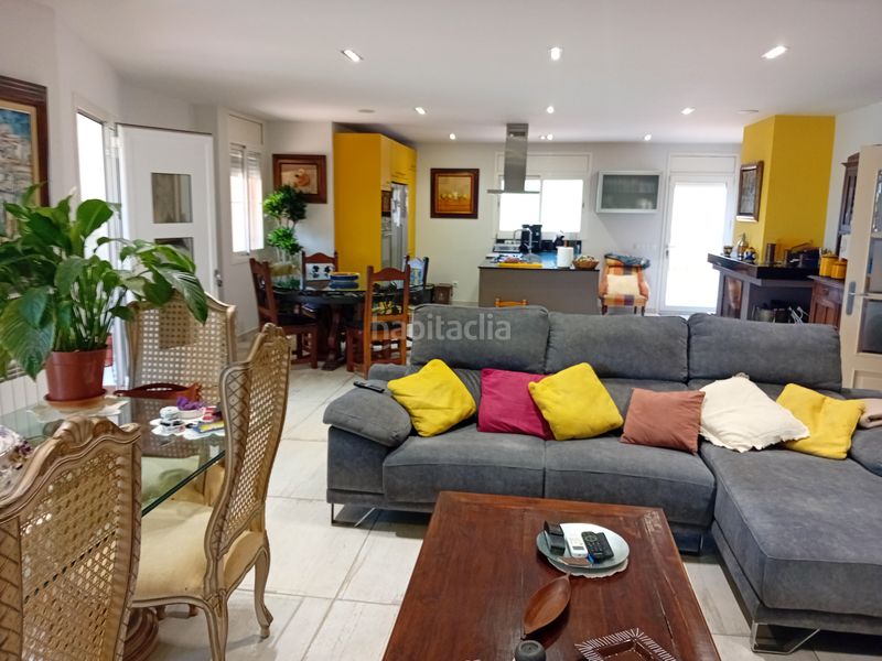 Foto d50b6372-ba9f-4597-a37e-32181ad74bda. Xalet amb xemeneia calefacció aparcament piscina a Sant Gregori