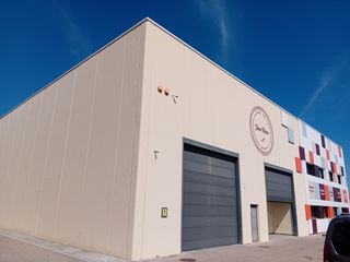 Lloguer Nau industrial a Carrer can pau birol 28. Nau de lloguer de 2178m2 construïts, any 2018 i al polígon mas x