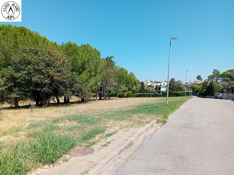 Foto 6a56bfdc-c19f-46dc-bf86-d90bf9731857. Terreny residencial a carrer can prunell 8 a Palau Girona