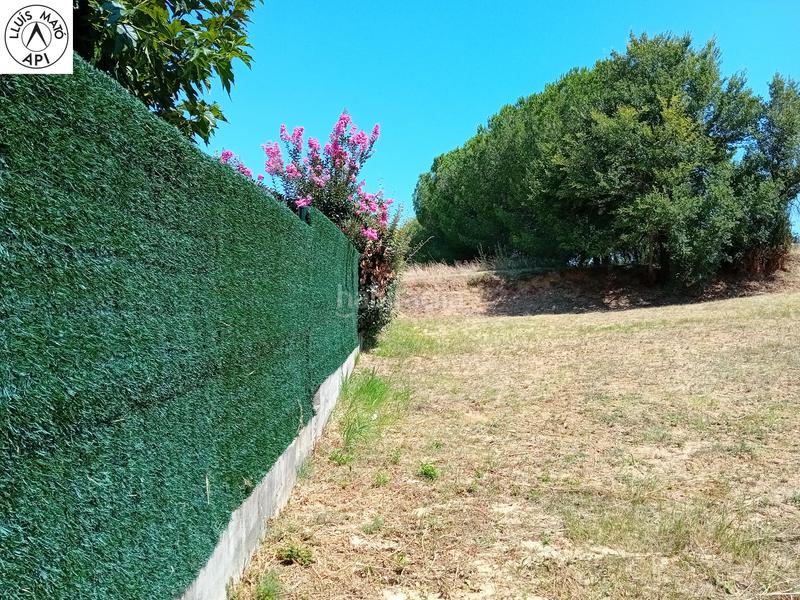 Foto bc31eba2-9347-4898-b336-2e3940add157. Terreny residencial a carrer can prunell 8 a Palau Girona