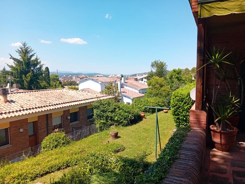 Foto 3ae0eeeb-9011-41eb-943b-49c422169504. Xalet amb xemeneia calefacció aparcament a Palau Girona