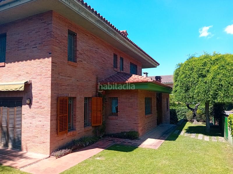 Foto 41271801-4cc3-452a-a3b8-4697537989e3. Xalet amb xemeneia calefacció aparcament a Palau Girona