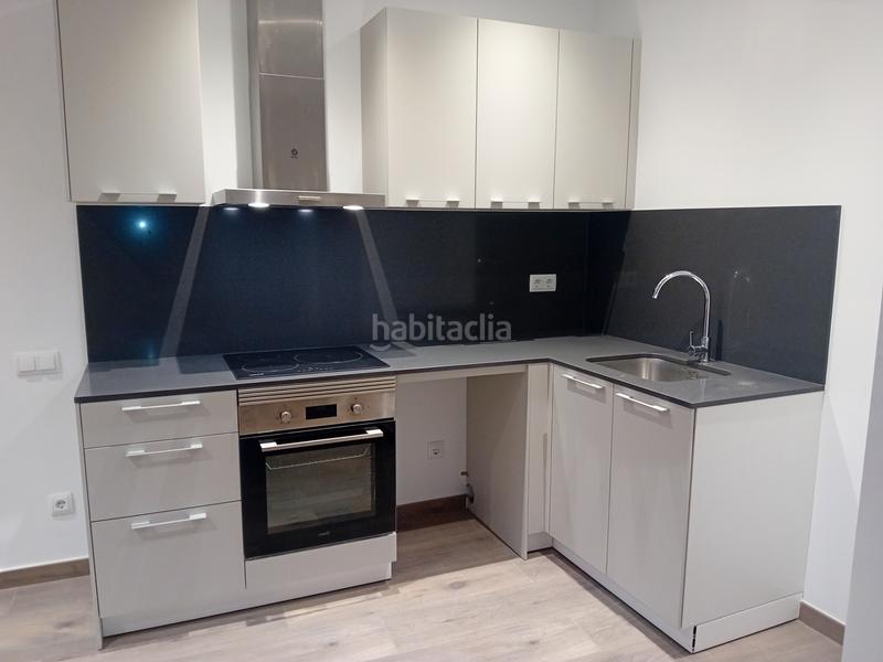 Foto 0e8f9123-6fd5-498b-ada4-fda7ea72a783. Affitto appartamento in carrer de les ballesteries 19 in Girona