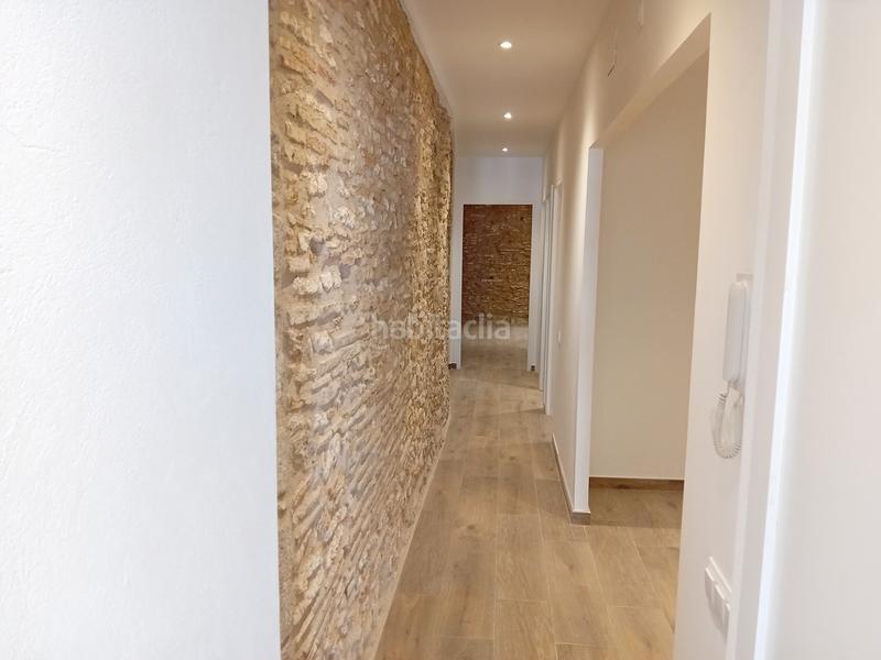 Foto 7c770b59-8fc6-4e65-b1cc-1ff95287f939. Lloguer pis a carrer de les ballesteries 19 a Centre-Barri Vell Girona