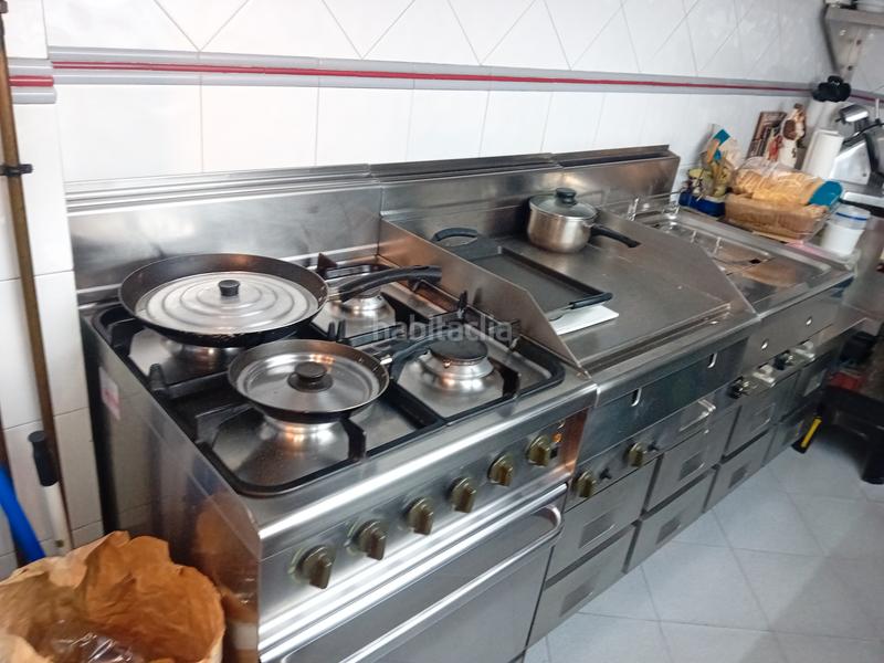 Foto 4de8eb83-9aab-43a7-9b4c-c8a7fbc2d18d. Reihenhaus in passeig dels països catalans 112 in Salt