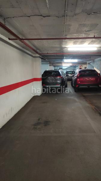 Foto c105c337-9b84-4055-a69f-afc6b0d89171. Parking coche plaza de aparcamiento en Sant Antoni Barcelona