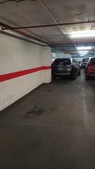 Aparcament cotxe  Carrer del comte borrell. Plaza de aparcamiento