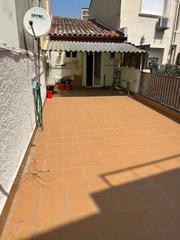 Casa a Centre. Sabadell,centro se vende casa tipo inglesa