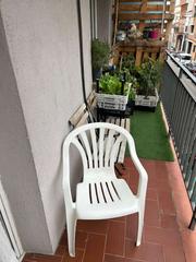 Pis a Sol i Padrís - Sant Oleguer. Se vende piso en la zona de leixample, para entrar a vivir