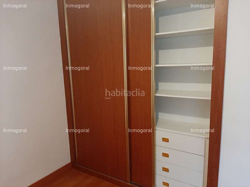 Foto 3e40f4aa-12d8-4949-bd52-75605d86055f. Flat with heating in San Claudio - La Chantría León