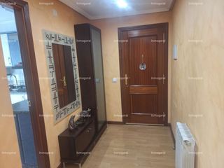 Lloguer Pis a Villaquilambre. Villaobispo , se alquila piso de 3 habitaciones al lado del parq