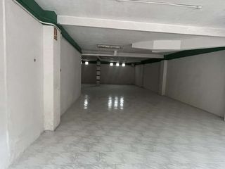 Locale commerciale in Crucero. Se vende local comercial acondicionado