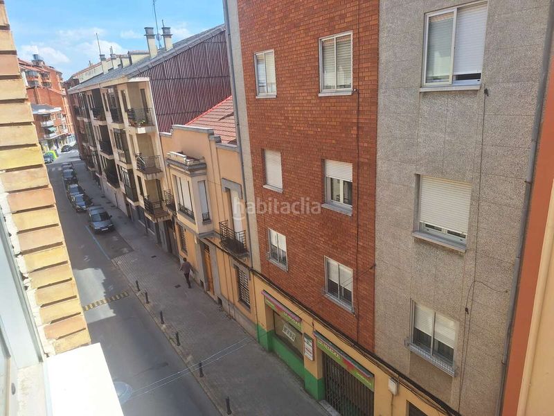 Foto f3ee69b9-72ba-43e0-ba8b-25da6359dc43. Pis amb calefacció a Astorga