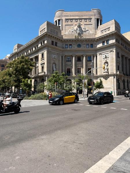 Foto b70f8757-5b4e-46fa-a026-5675345f267a. Piso se vende piso via laietana en Gòtic Barcelona