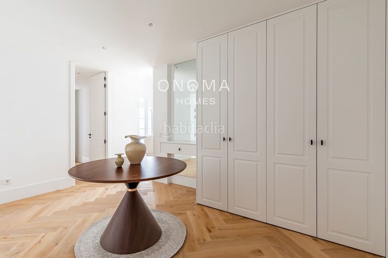 Foto cd938d79-c0d9-41a5-ab7e-ee5621bd28aa. Flat with parking in Lista Madrid