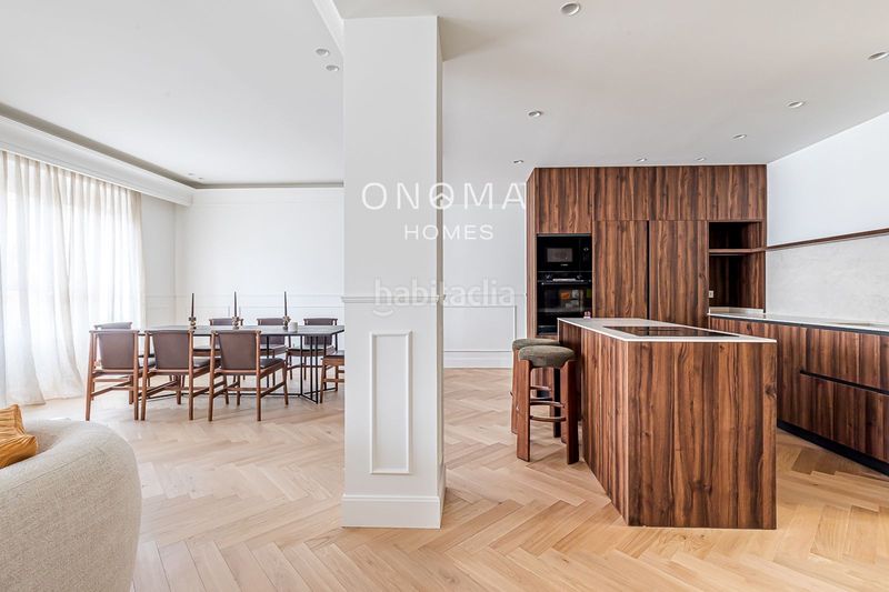 Foto 076dd4a8-1ce4-4f42-9525-bbf5654bd079. Pis a Recoletos Madrid