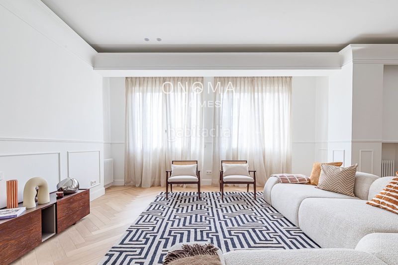 Foto b4676a45-c73d-4e83-a5ae-ed931666054c. Pis a Recoletos Madrid