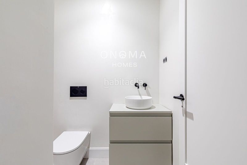 Foto e6e101e6-339b-4dd6-9c7c-f9e36e972812. Pis a Recoletos Madrid