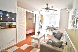 Studio à Avenida manuel mena palma 2. Ref. 1137   apartamento primera linea de playa en benalmadena co