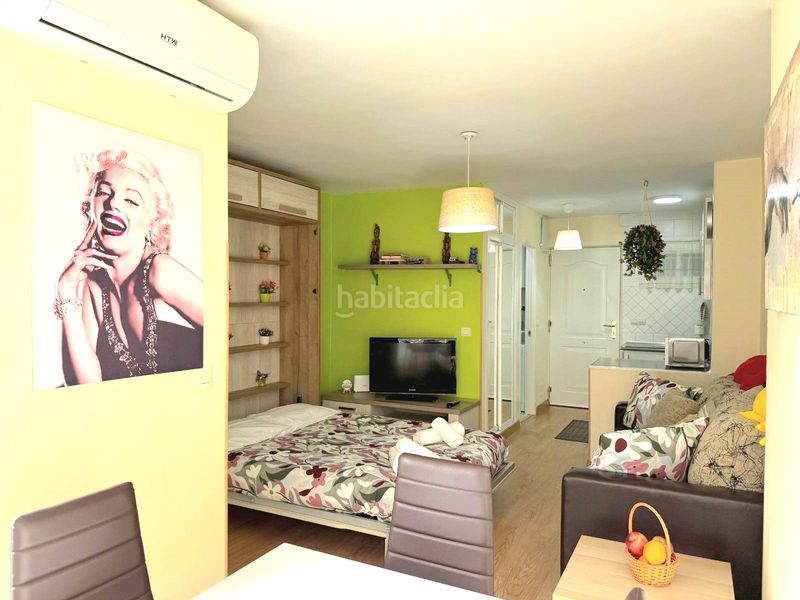 Foto d61e506d-a455-454b-9baf-9c6f06d183c5. Estudi a avenida gamonal 7 a Parque de la Paloma Benalmádena