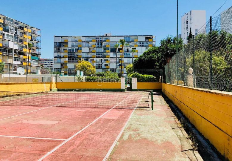 Foto a392a60e-c6c6-4207-b9cd-f23a541c5429. Pis a avenida de los álamos 7 a Parque de la Paloma Benalmádena