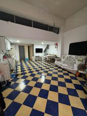 Geschftsraum in La Florida. Local comercial reformado y adaptado a vivienda en pubilla casas