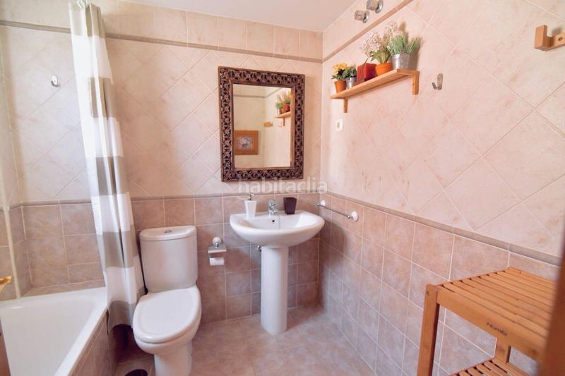 Foto 2cae9764-5258-447b-a11c-244b2b099f6a. Miete erdgeschoss in calle aligustres de baviera 14 in Caleta de Velez