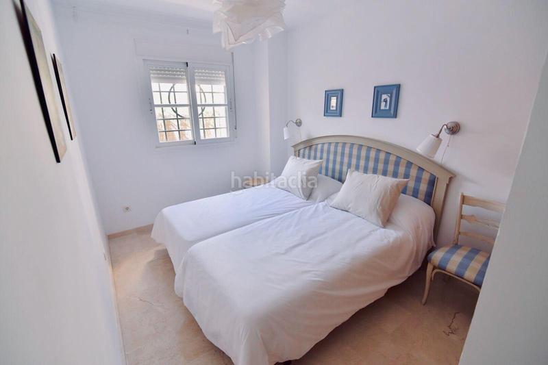 Foto 7505b81d-0475-4cb6-923b-946683dc1902. Miete erdgeschoss in calle aligustres de baviera 14 in Caleta de Velez