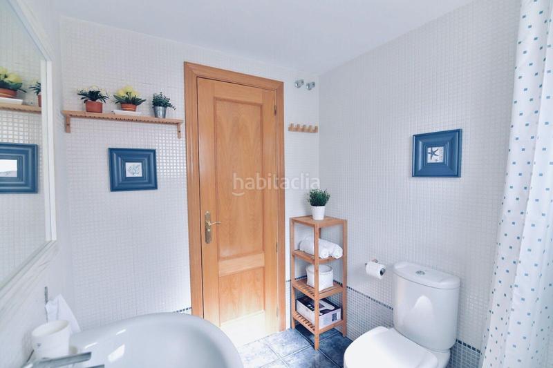 Foto ab2724b2-369f-4211-9292-1c0cb51802aa. Miete erdgeschoss in calle aligustres de baviera 14 in Caleta de Velez