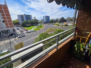 Appartement à Avenida de cadiz 56. Amplio piso en córdoba a reformar, ideal para personalizar a tu
