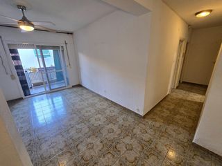 Pis a Calle utrera 12. Oportunidad de inversión amplio piso en campo de la verdad  córd