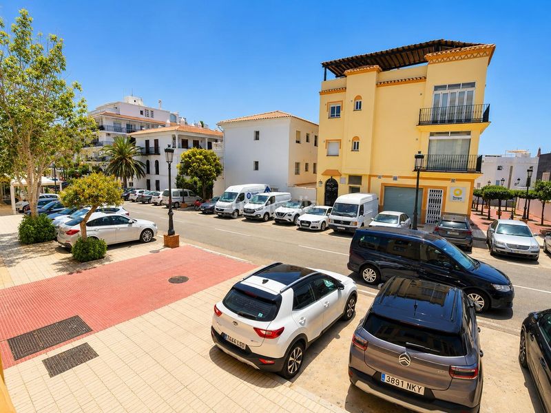 Foto 93ec665f-9074-489b-a8b3-2cefcb2be12f. Planta baixa a milenio 3 a Centro Nerja