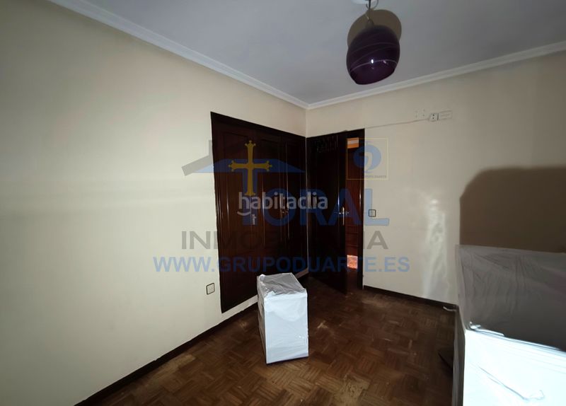 Foto c52d2ba2-9edc-4af3-bcf0-789a348ba7f0. Piso en calle de ernesto winter 5 vende este piso en Vega, con muchas posibilidades. en Gijón