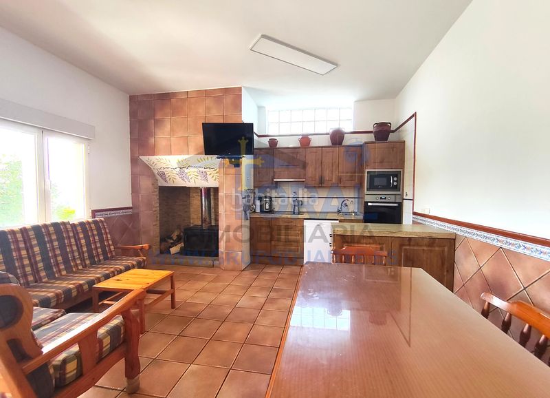 Foto b73803e0-62b8-45ea-9f26-9a587fb4b56a. Casa a camino cotariella 8570 a Parroquias Norte Siero