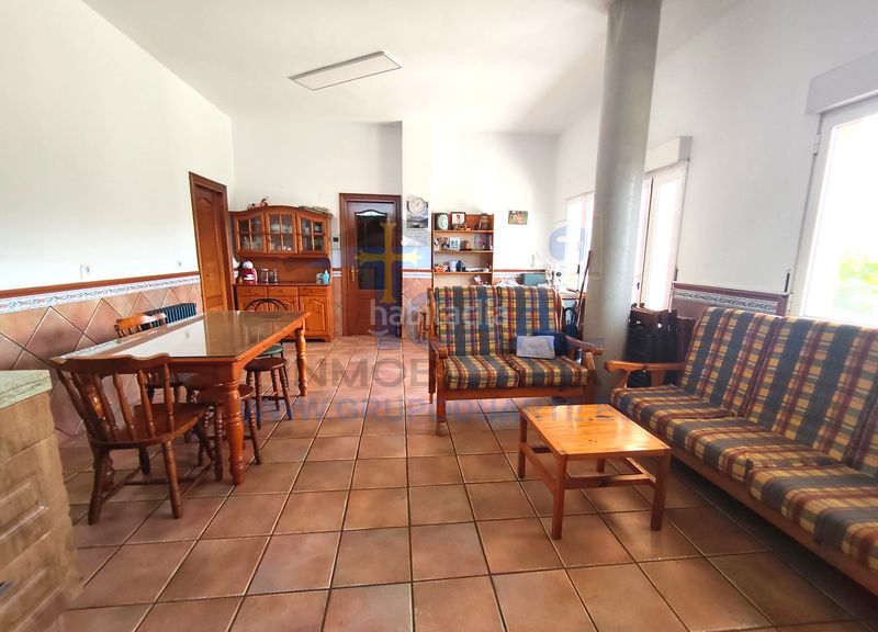 Foto c8406a62-35cd-4a8a-b1e8-91aab1dce942. Casa a camino cotariella 8570 a Parroquias Norte Siero