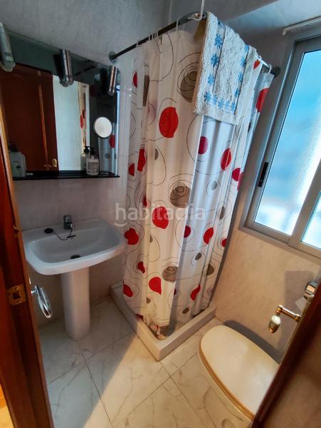 Foto 985b0bd8-e2ff-42dc-9440-de9bc0c30075. Alquiler piso  en 1 linea alquiler anual en Playa Poniente Benidorm